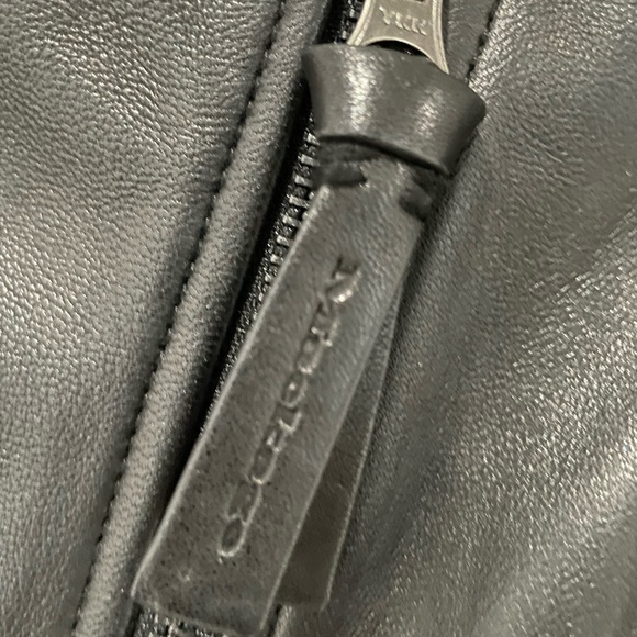 Mackage real lamb black leather. Size xxs.Mint condition. Worn 1 time for event. - Picture 4 of 9